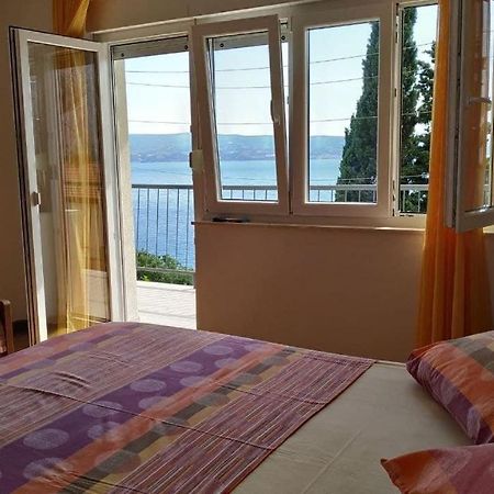 Apartment Kate أوميس المظهر الخارجي الصورة